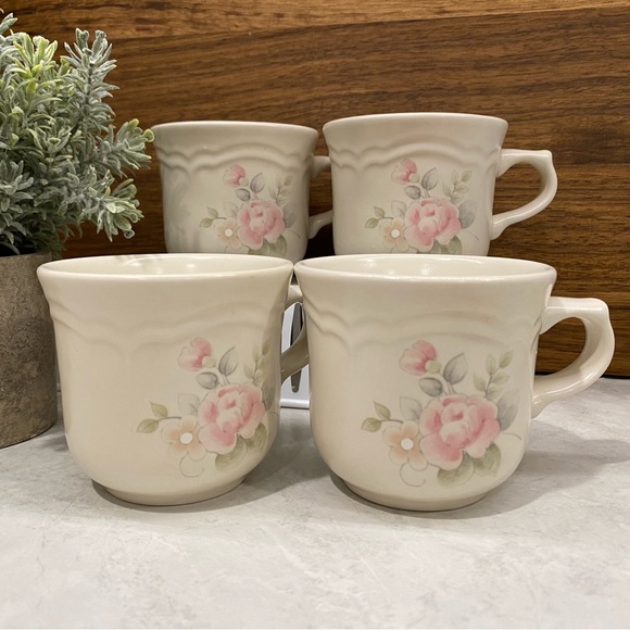Pfaltzgraff Tea Rose: Stoneware - Set of 4 Flat Cups - Picture 2 of 2